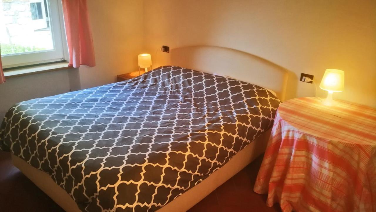 Cottage La Casa Del Pittore Reggimonti Εξωτερικό φωτογραφία