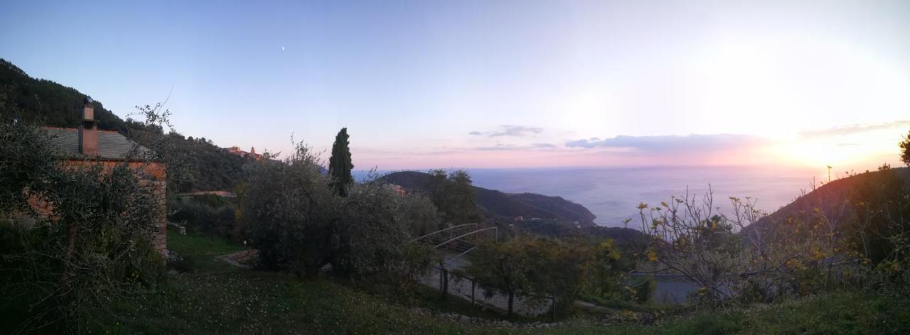 Cottage La Casa Del Pittore Reggimonti Εξωτερικό φωτογραφία