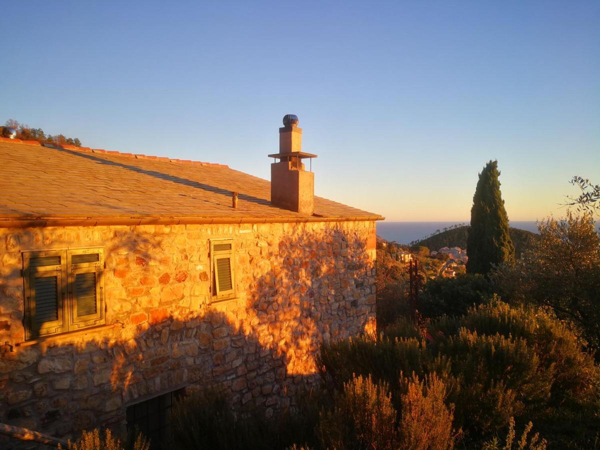 Cottage La Casa Del Pittore Reggimonti Εξωτερικό φωτογραφία