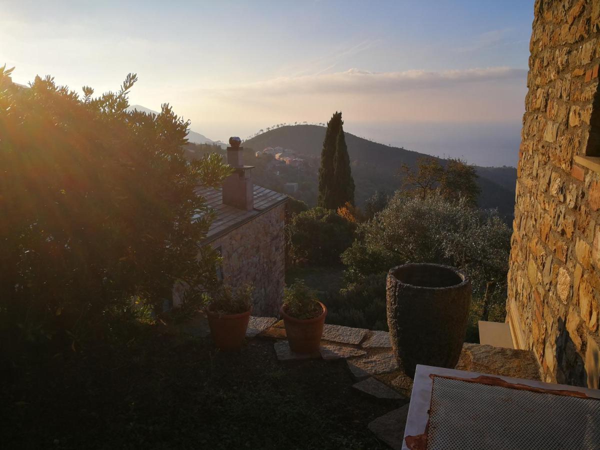 Cottage La Casa Del Pittore Reggimonti Εξωτερικό φωτογραφία