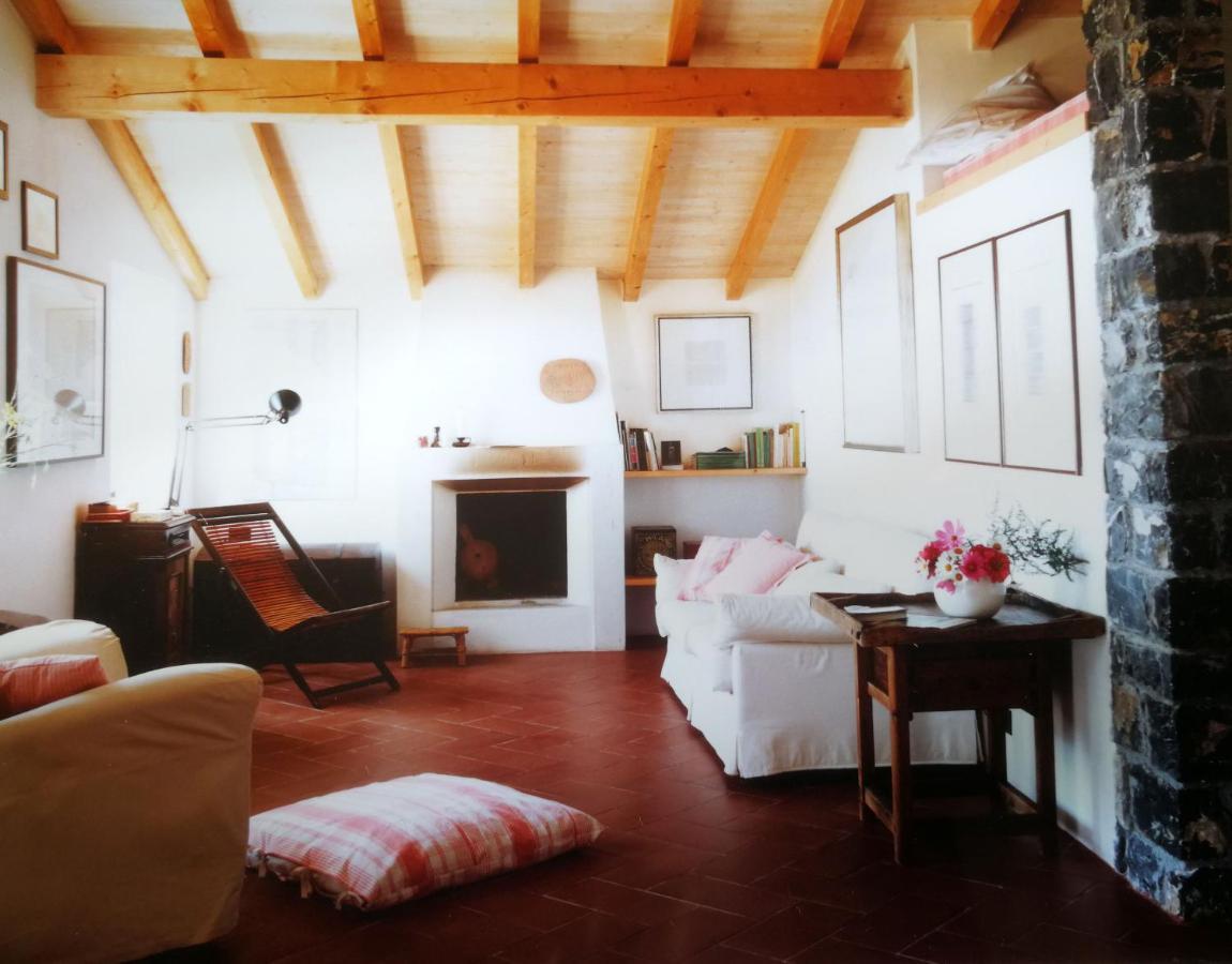 Cottage La Casa Del Pittore Reggimonti Εξωτερικό φωτογραφία