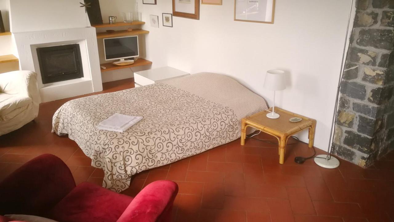 Cottage La Casa Del Pittore Reggimonti Εξωτερικό φωτογραφία